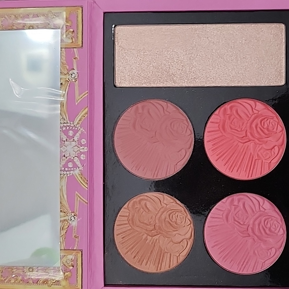 Pat McGrath Labs Cheek palette